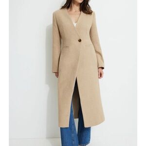 Dynamite Tan Coat with Classic Design